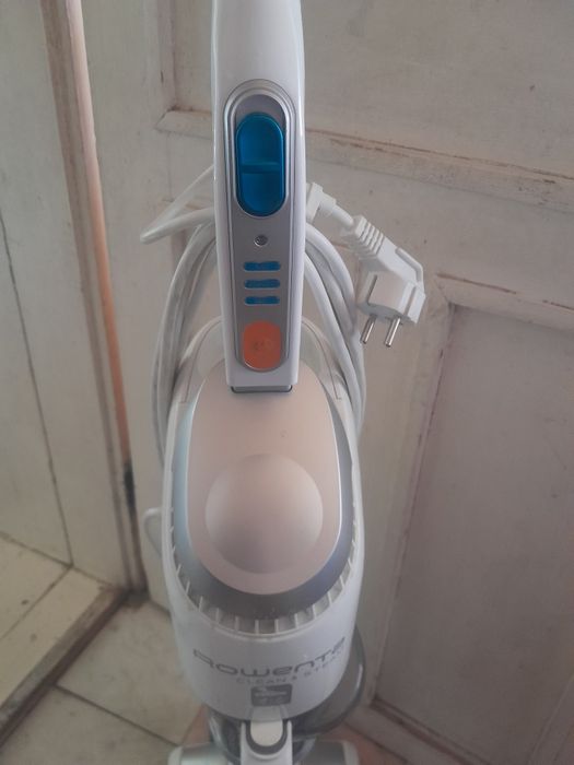 Aspirator cu aburi Rowenta