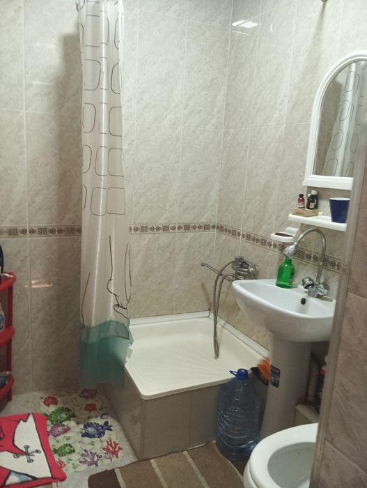 Продам 1/3/4кирп галерея. 45кв м.