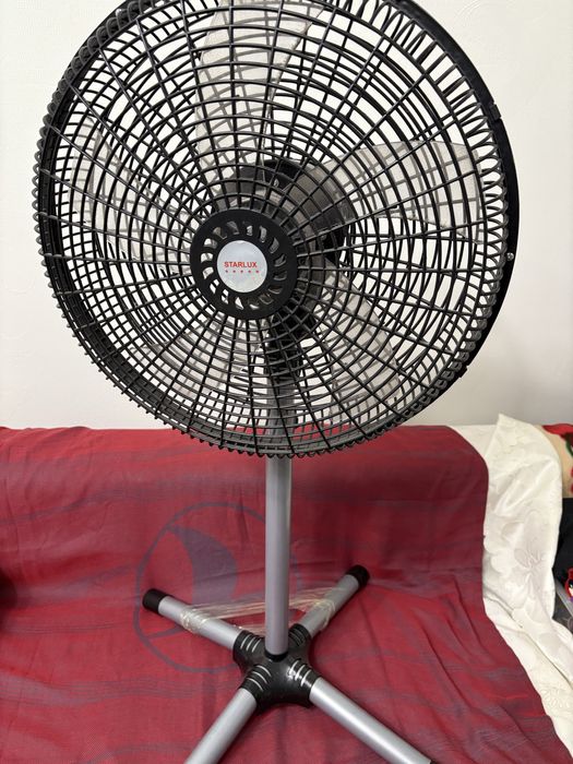 Вентилятор черный б/у