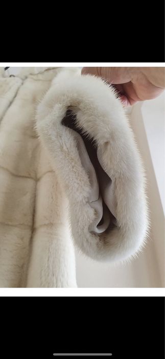 Продам норковую шубу