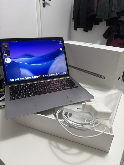 Macbook Air M1 (FULLBOX)