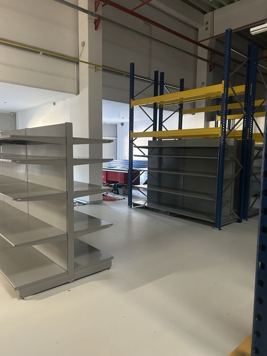 Rafturi Magazin!!350 lei metrul liniar!!!