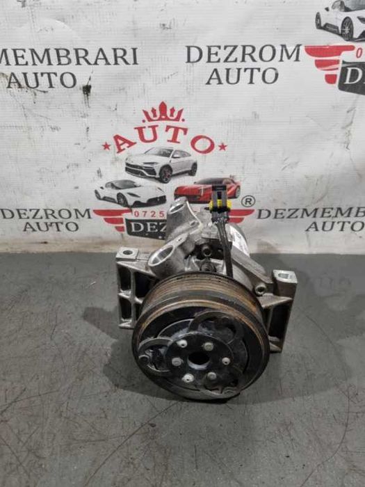 Compresor clima 926008942R Renault Express / Dokker 1.5 Blue dCi
