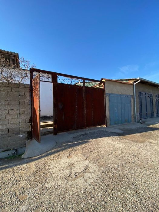 Продается  коттедж, 8 соток.