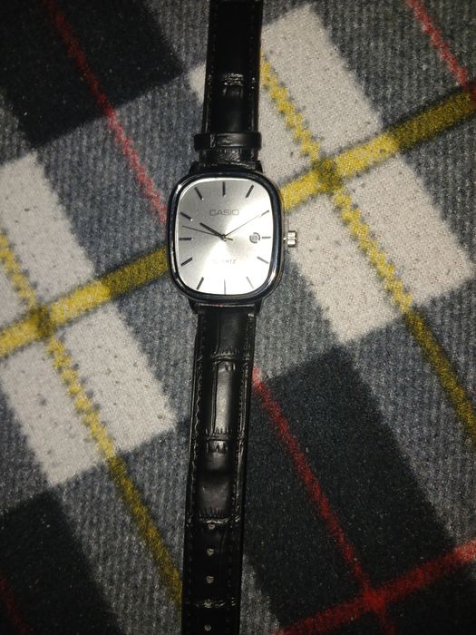 Продам мужские наручные часы