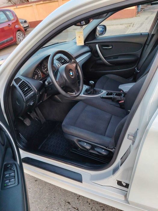 BMW 116 benzina 1.6 i 2010