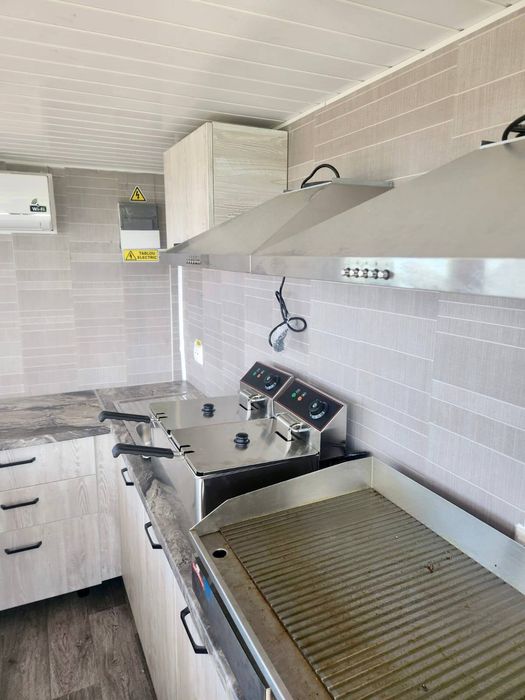 Rulota Fast-Food de vânzare -Afacere mobilă gata de pornit!