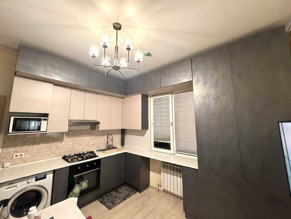 Срочно продаю свою квартиру 2-комнатная, 70 кв.м. Яшнабад, 73000 у.е.