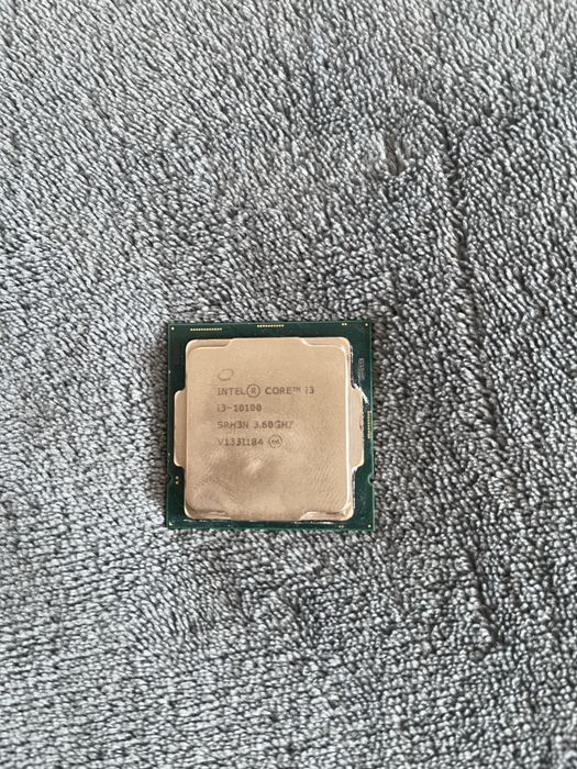 Procesor intel i3 10100k