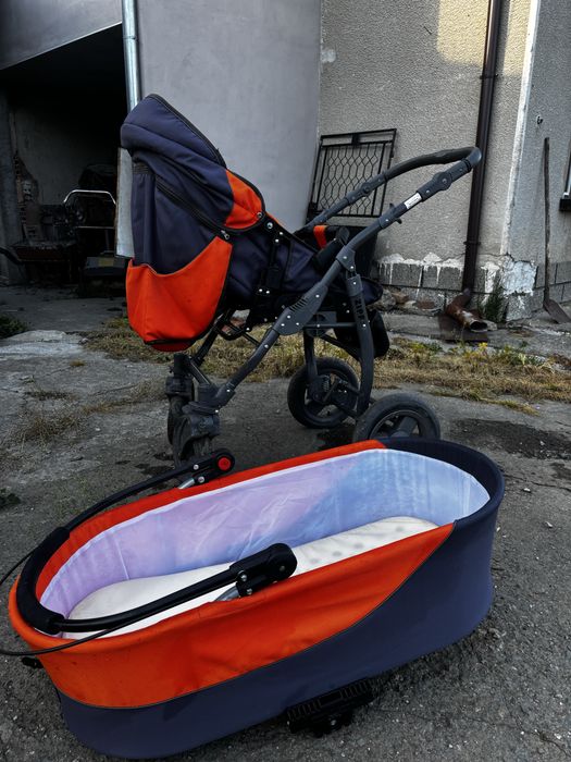 Продавам детска количка 2 в 1 Adbor Zipp