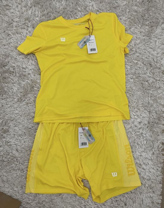 Compleu Sort si Tricou Wilson Original Dama la pret Redus