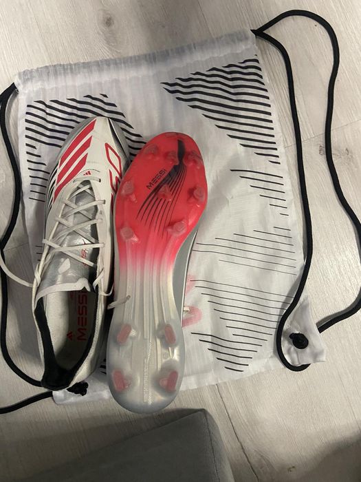 Бутонки f50 lionel Messi presting 10