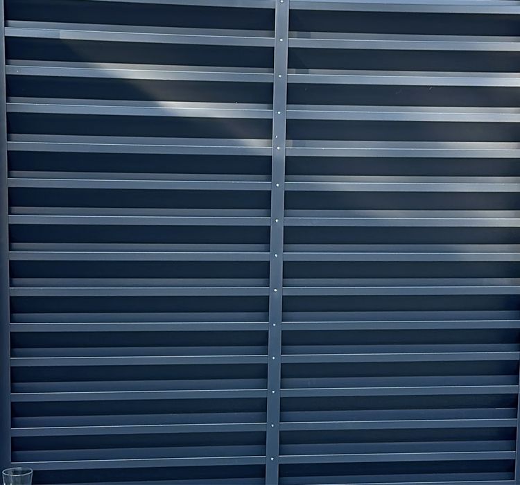 Забор жалюзи из метала
