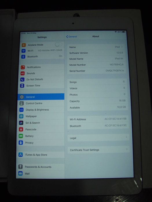 Tableta 9.7'' Ipad Air A1474, la cutie, in stare foarte buna