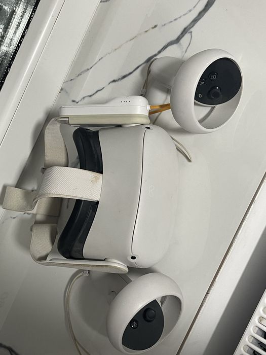 Ochelari VR Oculus Quest 2 – 128 GB + baterie