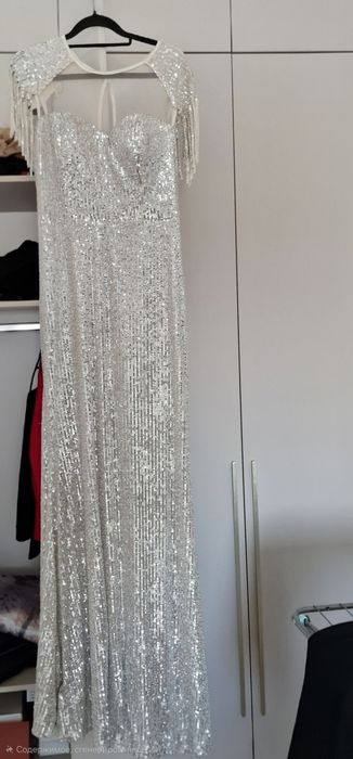 Продам очень красивое платье