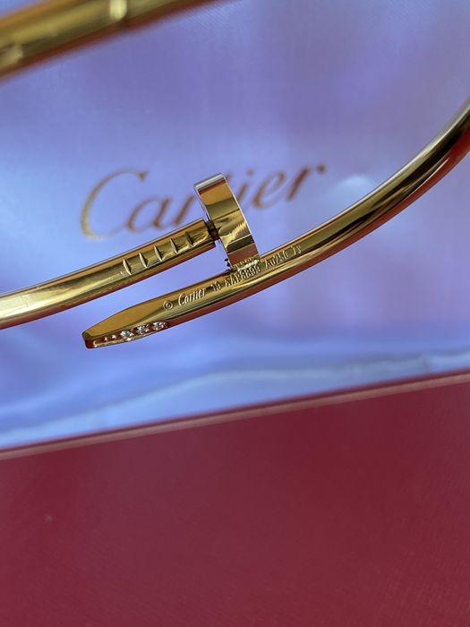 Brățară Cartier cui 19 aur cu diamante
