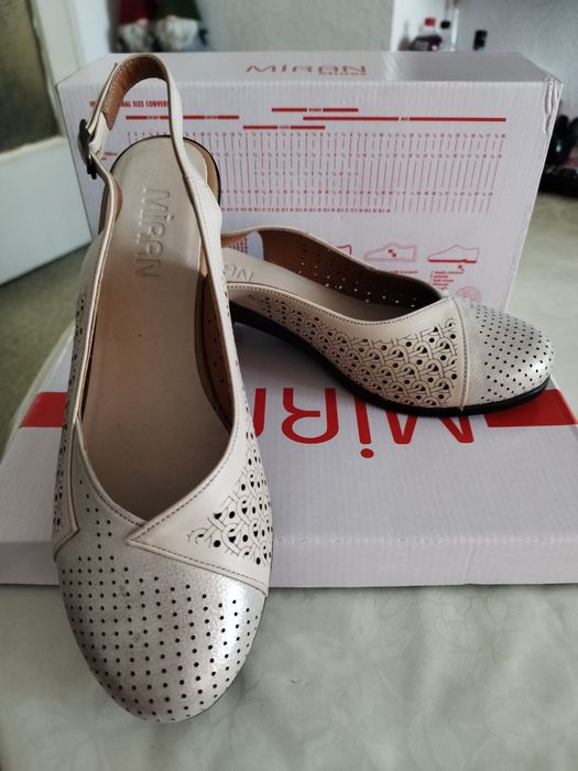 Дамски нови обувки