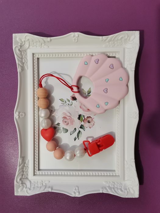 Lănțișoare pentru suzetă