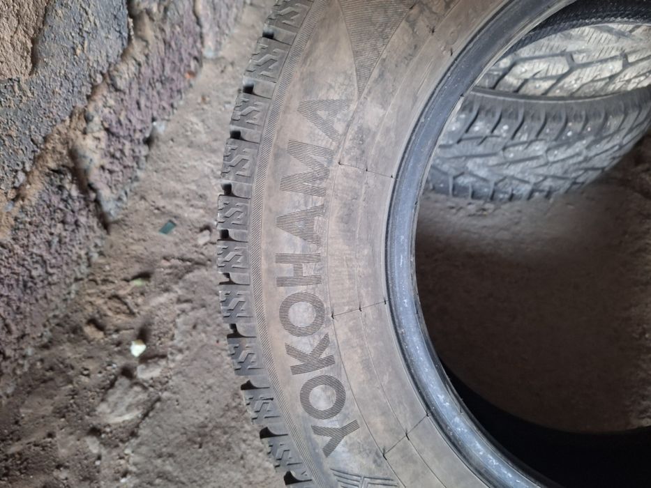 Шины YOKOHAMA 205/70R15