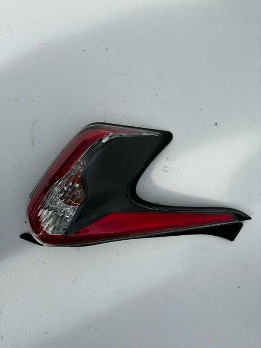 Triplă stop stânga dreapta Nissan Juke F15 L90049815 L90049817 2010-2019