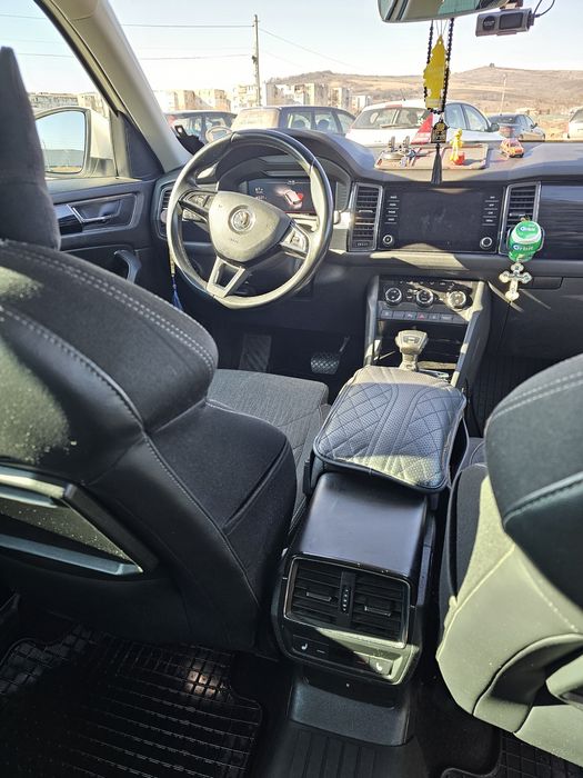 Vând Skoda Kodiaq 5 locuri