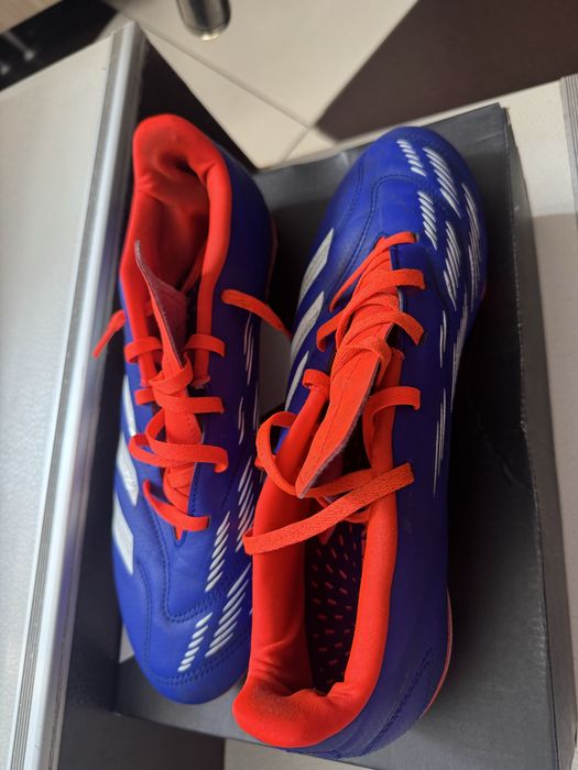 Adidasi Predator marimea 44