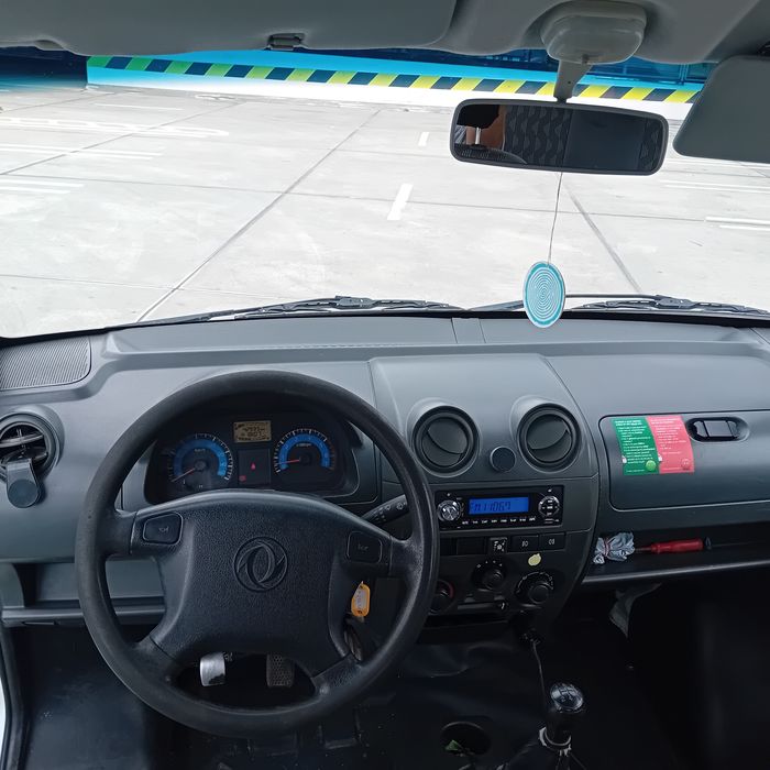 Vând autoutilitara basculabila