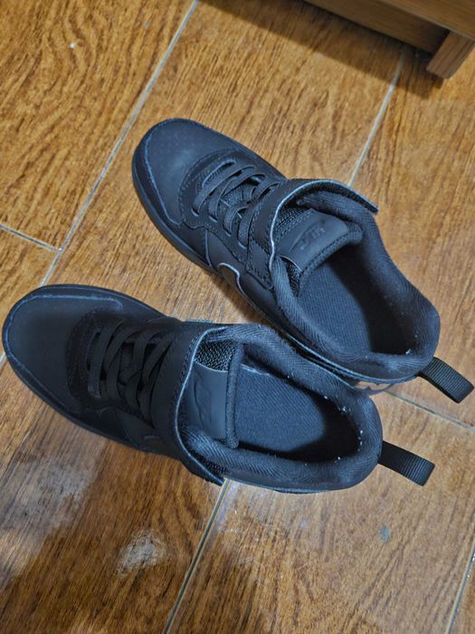 Adidasi Nike baieti marime 31