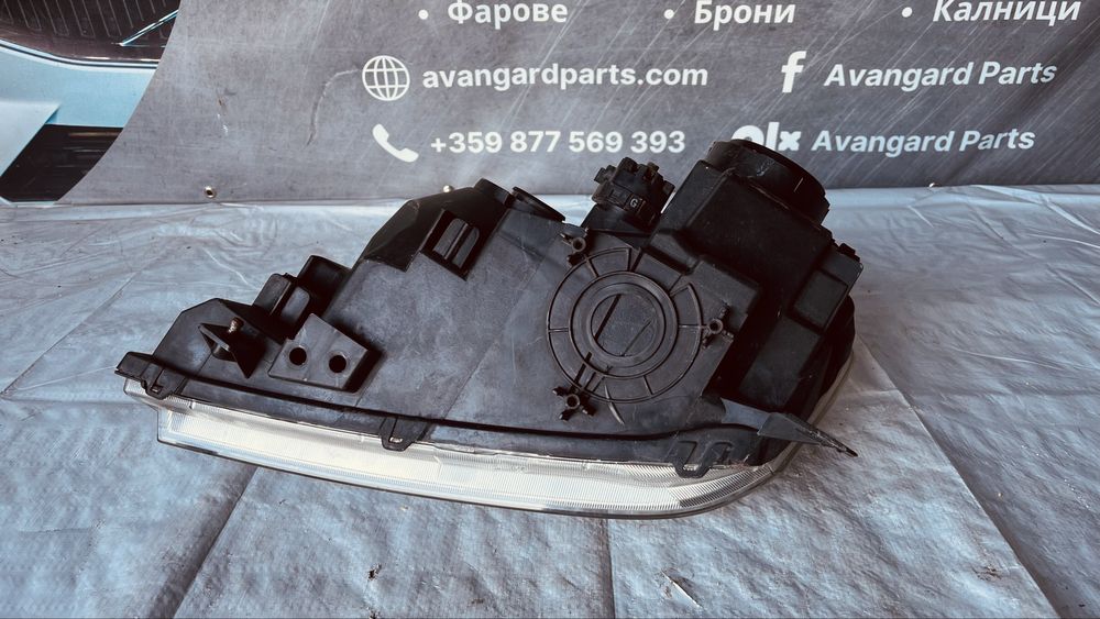 Десен фар Suzuki Grand Vitara 2009-