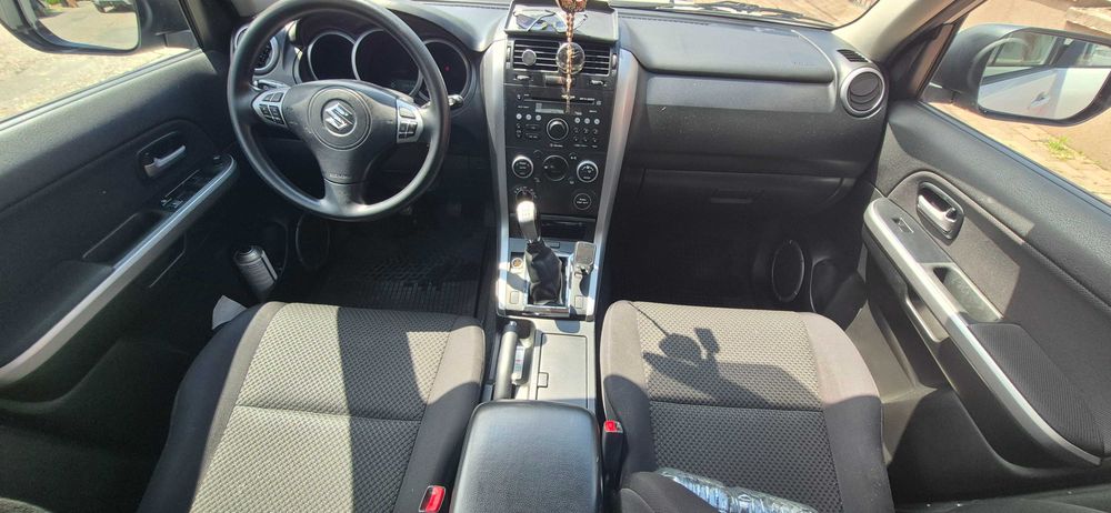 Suzuki Grand Vitara 2.0 benzina 140 c.p 2010