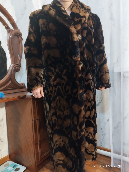 Шуба мутоновая 54-56 р-р