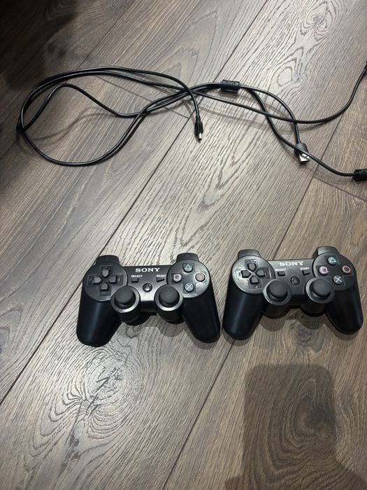 PS3 Slim 500GB.