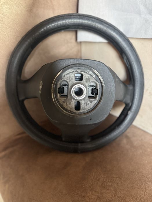 Приора руль продам