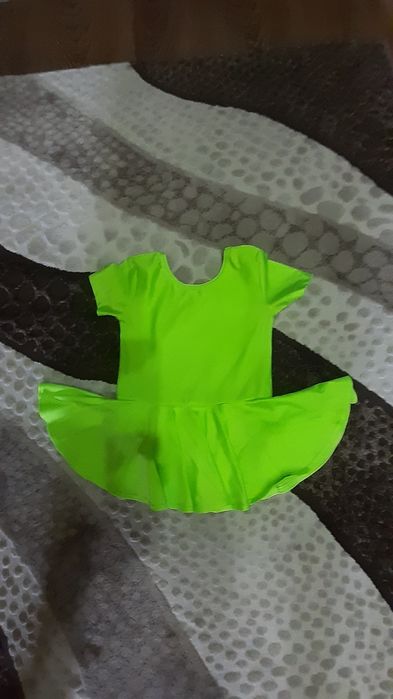 Продам костюмы  для бальных танцев