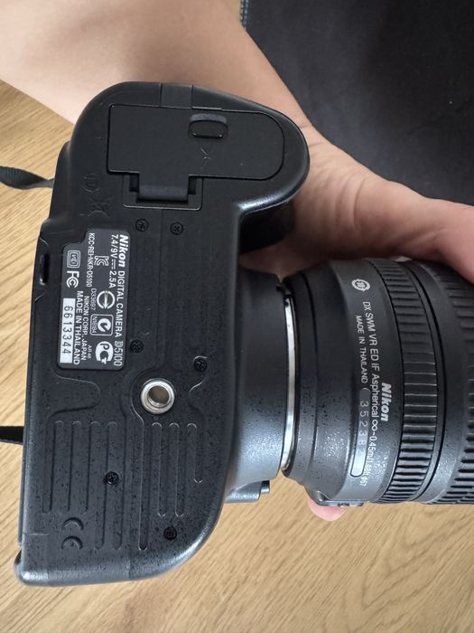 Aparat foto Nikon D5100