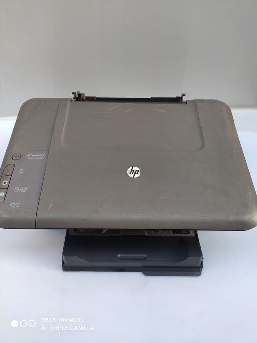 Продам принтер HP 1050
