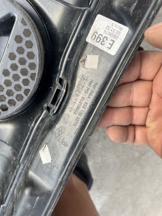 Решетка Opel Movano