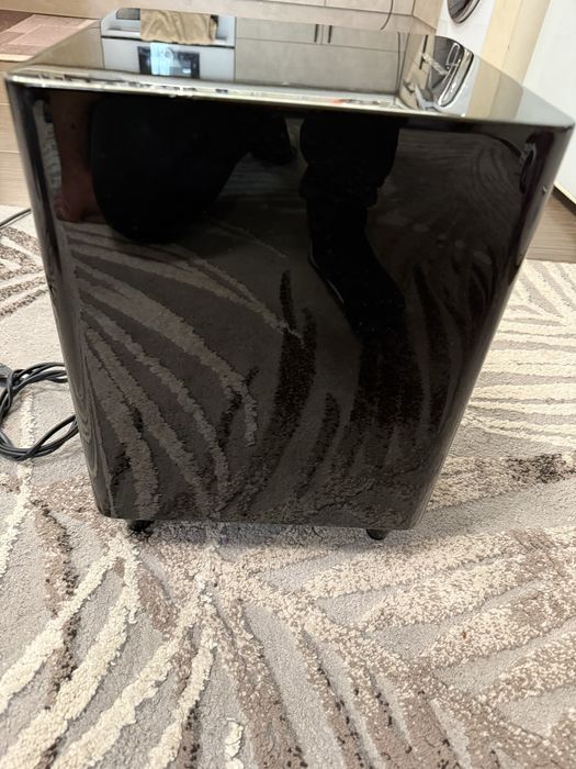 Harman Kardon HKTS-210 8” Subwoofer