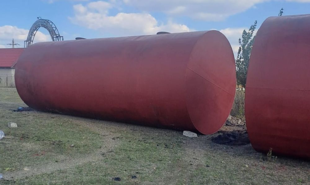 Rezervor metalic bazin fosa