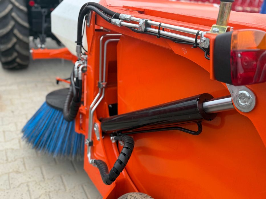 Măturătoare comunală autocolectoare pentru tractor - Piese de schimb