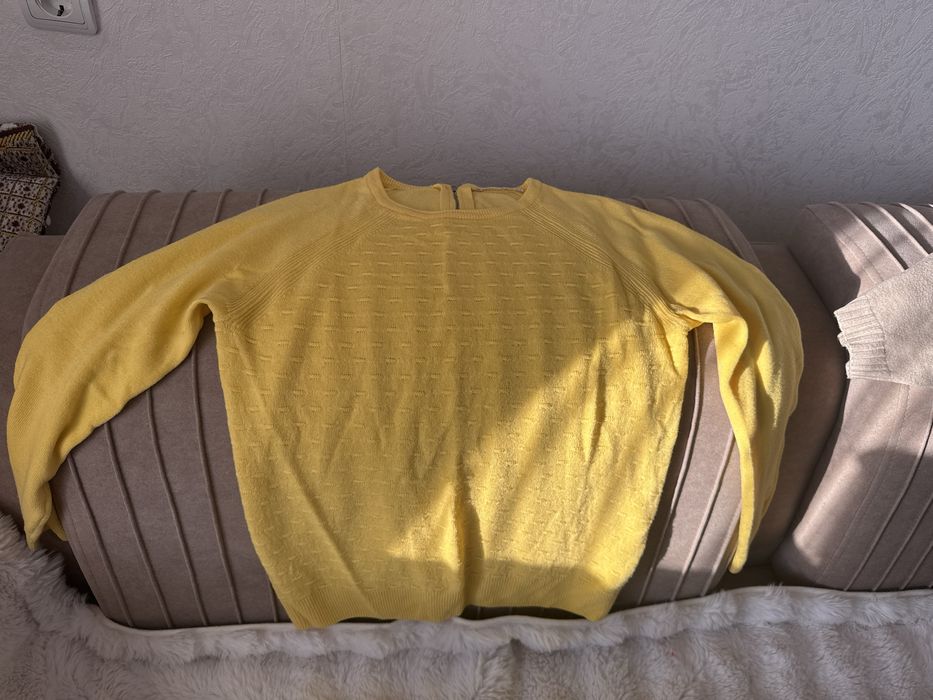 Платье и Кофты, куртки в хорошем состоянии