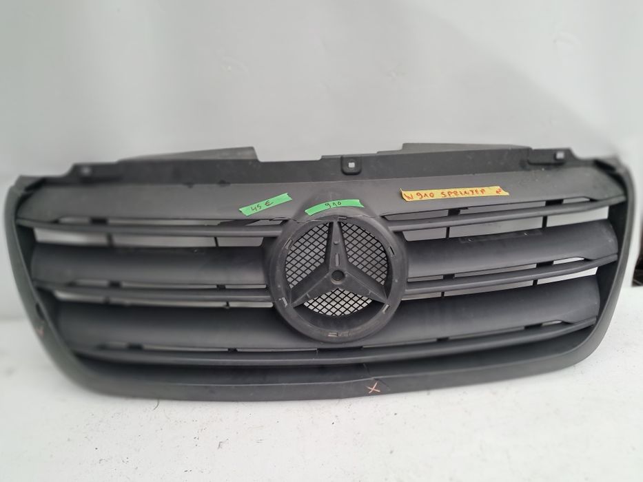 Грил решетка Mercedes Sprinter W910