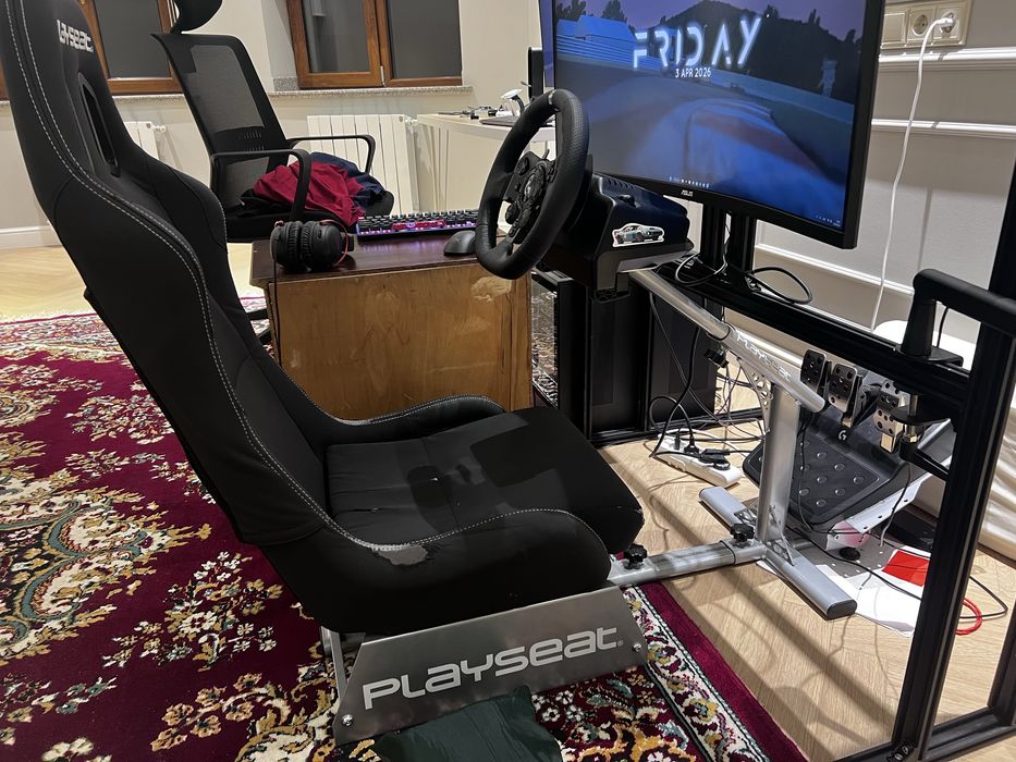 Руль Logitech G923(можно докупить с кокпитом +200$)