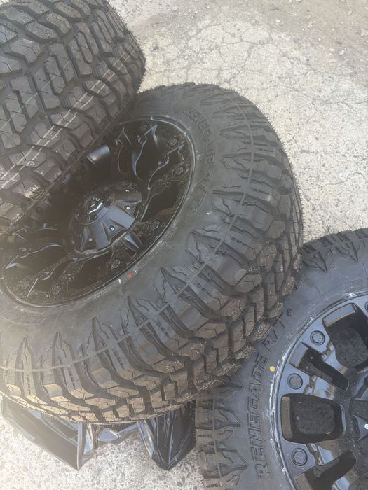 Тойота Hilux 2016 g