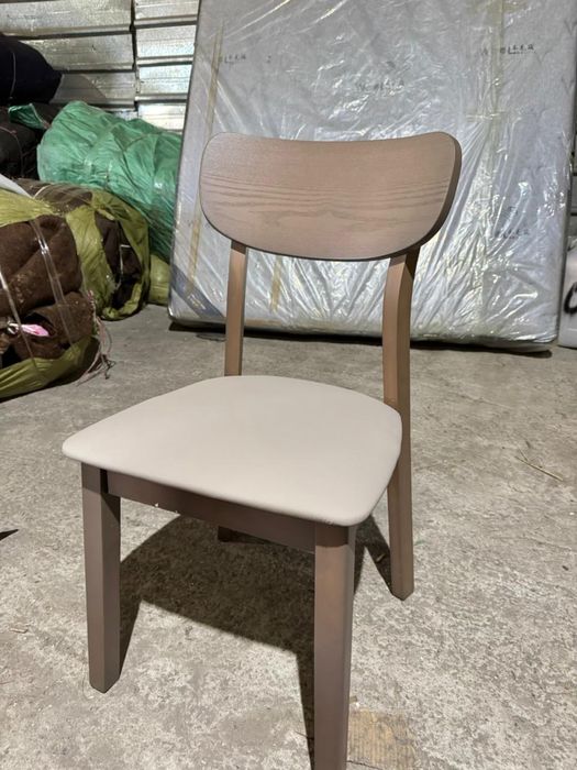 Стулья үш түрінен бар