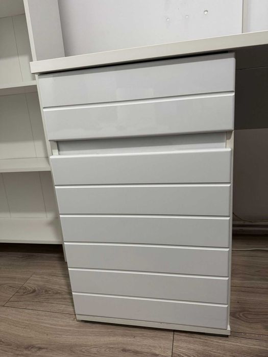 Birou Alb / Masa de calculator + Folie de lac Alba ELAN 130x50x75.5 cu sertare
