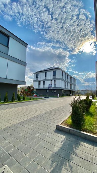 Apartament de inchiriat - Colinei