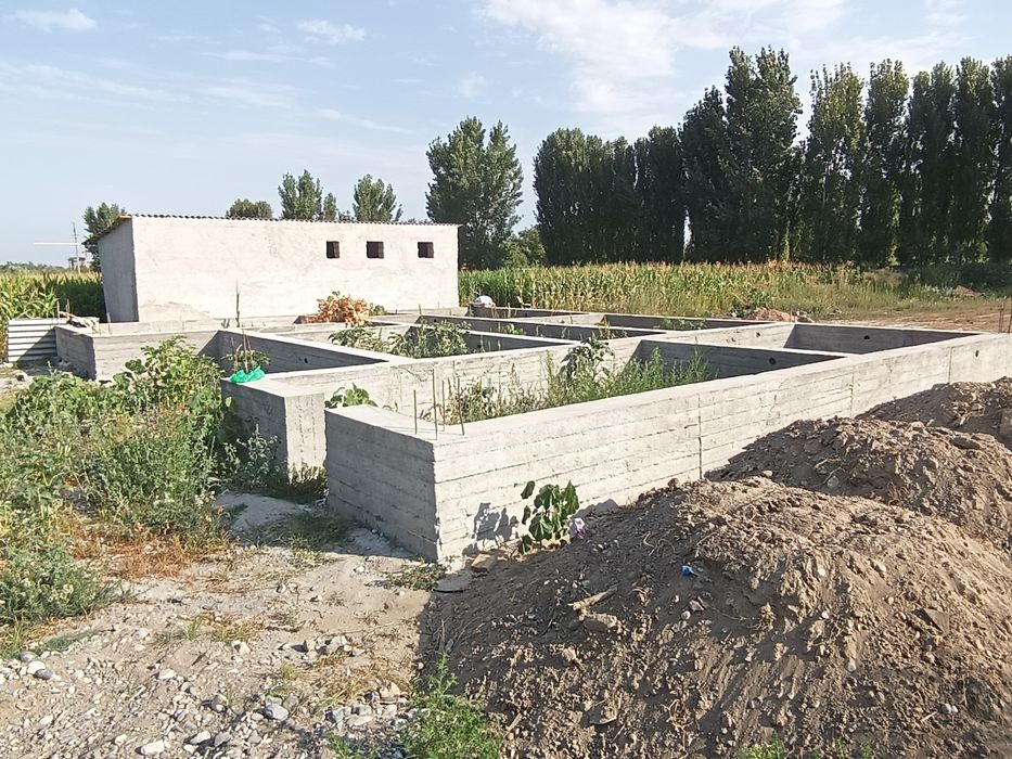 16000$ 6хона яшаш ва ошхонага Фундамент 6 сотих ери билан