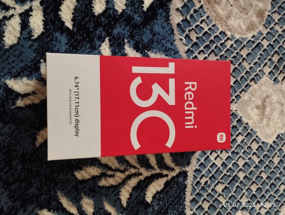 Продается Redmi 13C 8/128 новый